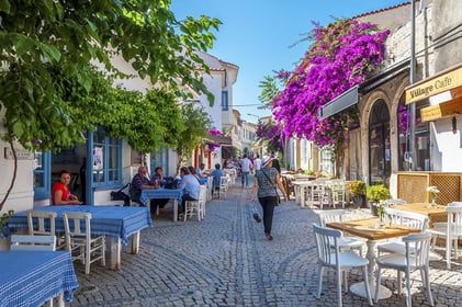 Alaçatı Ot Festivali Turu / 1 Gece Otel Konaklamalı / Ankara Çıkışlı