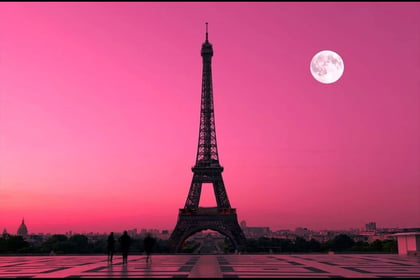 Noel Zamanı Grand Paris Disneyland Brüksel Amsterdam Turu Pegasus ile / 4 Gece Otel Konaklamalı / İstanbul Çıkışlı