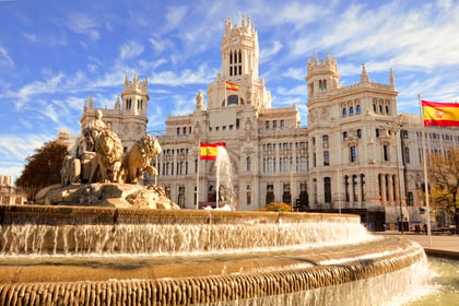 Flex Madrid Valencia Barcelona Turu Ajet Havayolları ile / 4 Gece Otel Konaklamalı / İstanbul Çıkışlı
