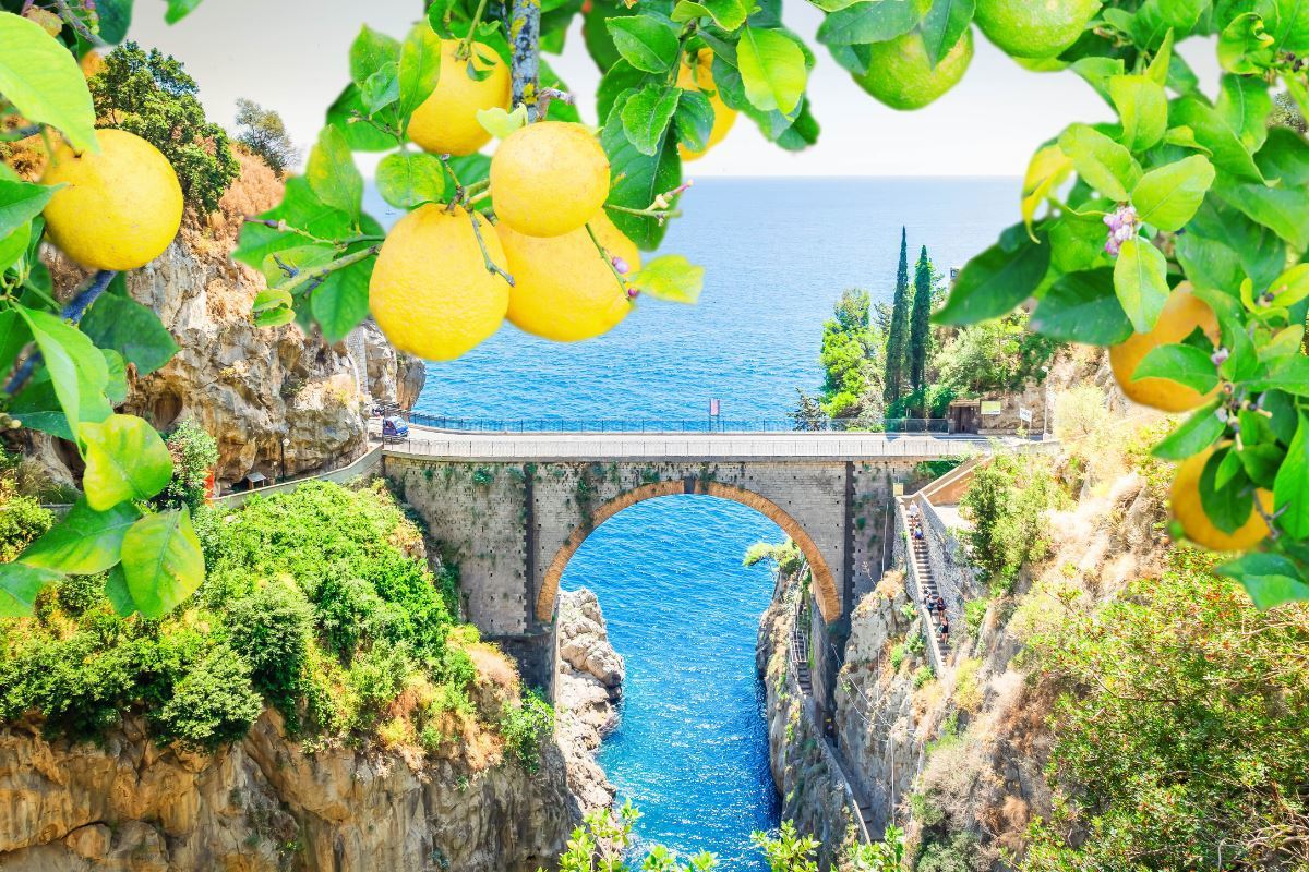 Amalfi Kıyıları Turu THY ile Ekstra Turlar Dahil / 3 Gece Otel Konaklamalı / İstanbul Çıkışlı