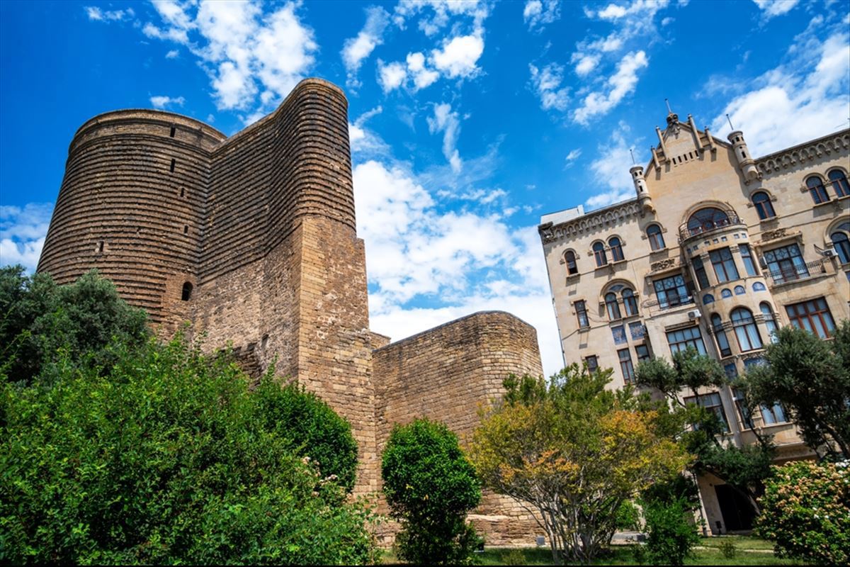 Azerbaycan'ın Zengin Mirası Bakü Turu THY ile Vizesiz Yılbaşı Özel / 3 Gece Otel Konaklamalı / İstanbul Çıkışlı