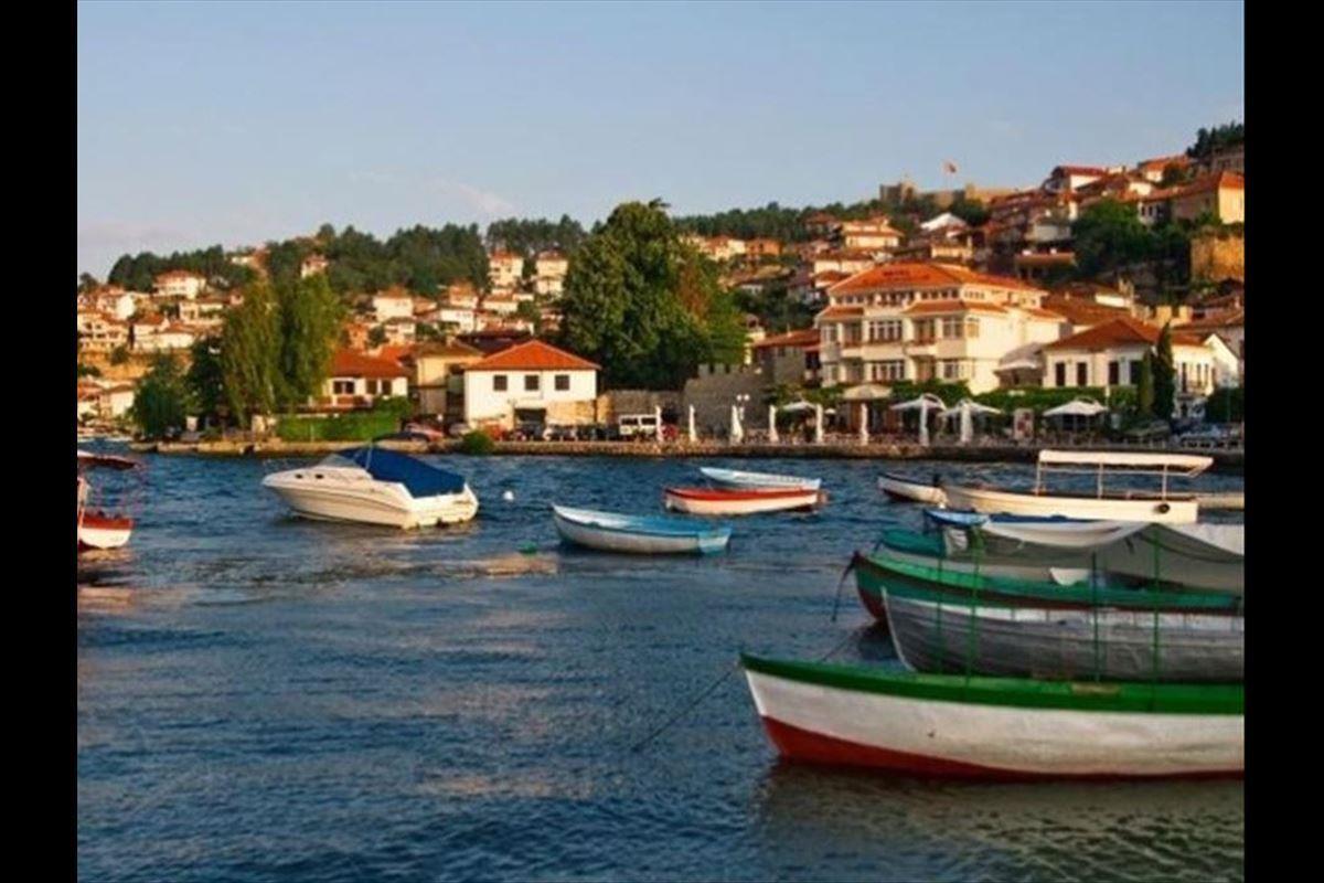 Baştanbaşa Balkanlar 8 Ülke Turu Otobüs ile Ekstra Turlar Dahil / 5 Gece Otel Konaklamalı / İstanbul Çıkışlı