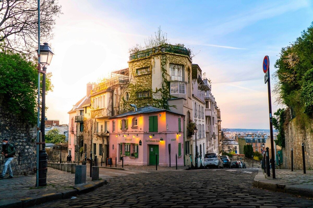 Benelüks Paris Turu Pegasus ile Kış Dönemi / 7 Gece Otel Konaklamalı / İstanbul Çıkışlı / 2027