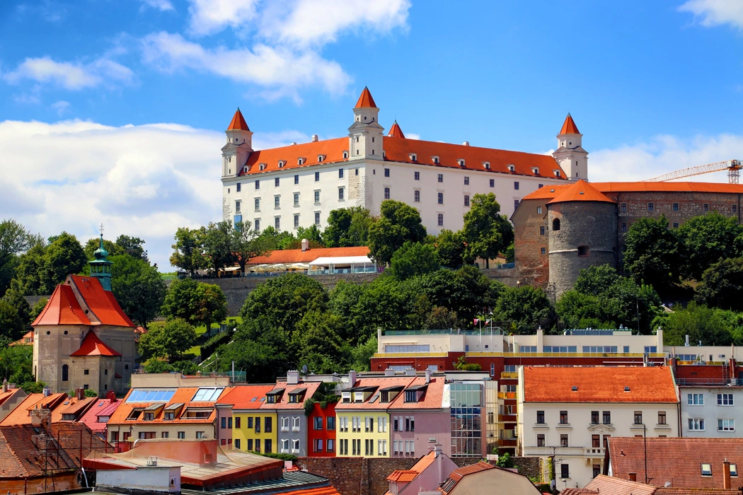 Berlin ve Alpler Trenli Hallstatt Bir Orta Avrupa Masalı Turu Wizz Air ile Ramazan Bayramı Özel / 7 Gece Otel Konaklamalı / Ankara Çıkışlı / 2027