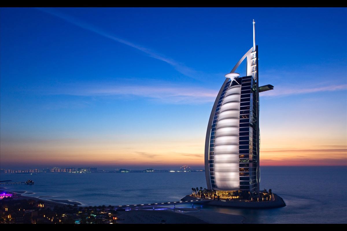 Dubai ve Abu Dhabi Turu THY ile / 5 Gece Otel Konaklamalı / İstanbul Çıkışlı