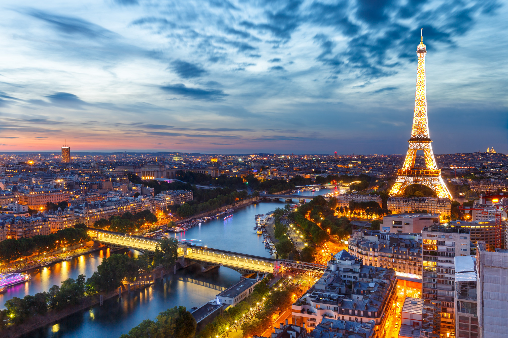 Eiffel'in Işıkları Altında Paris Turu THY ile Yılbaşı Özel / 3 Gece Otel Konaklamalı / İstanbul Çıkışlı