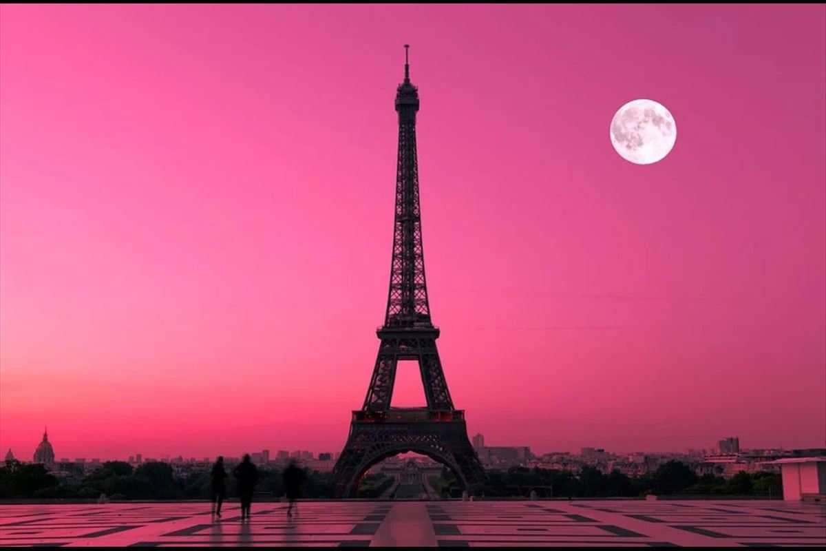 Grand Paris Disneyland Brüksel Amsterdam Turu THY ile / 4 Gece Otel Konaklamalı / İstanbul Çıkışlı / 2027