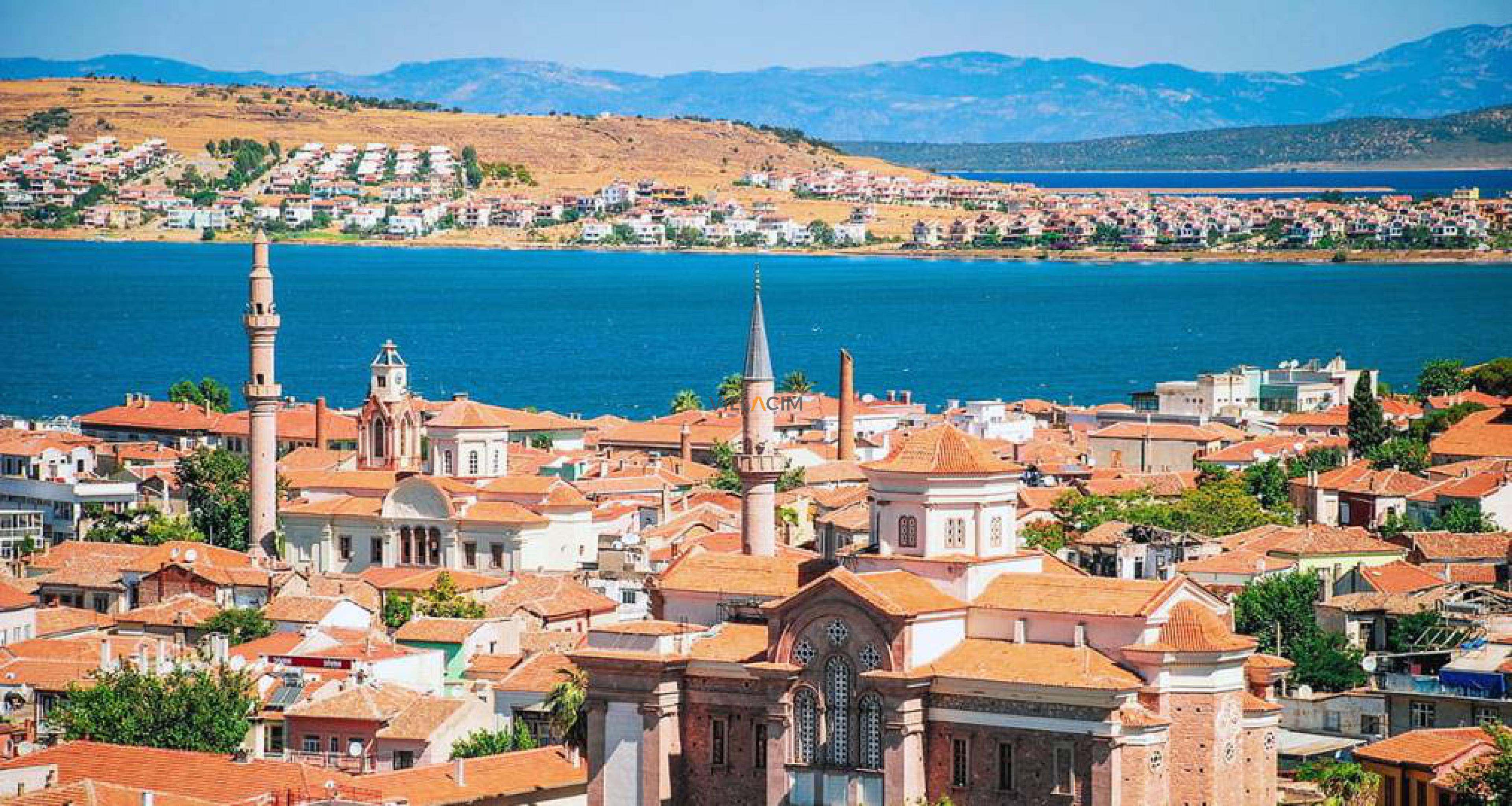 İzmir Alaçatı Sığacık Foça Efes Turu / 2 Gece Otel Konaklamalı / İstanbul Çıkışlı