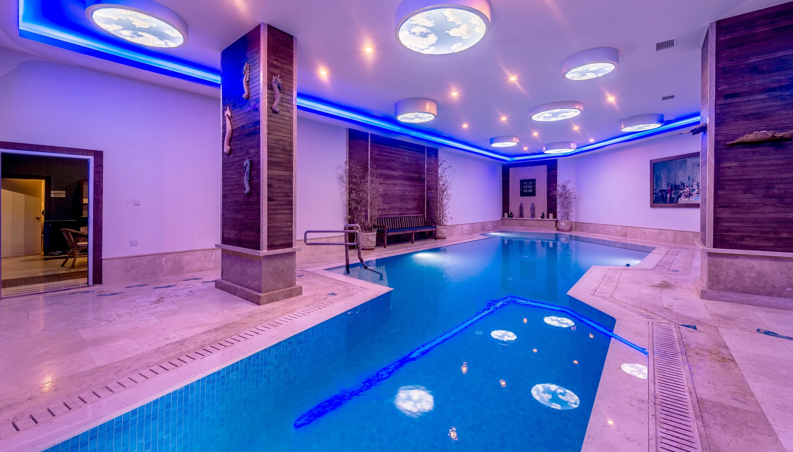 Kıbrıs Tatil Paketleri / 4 Gece Otel Konaklamalı / Vuni Palace Hotel