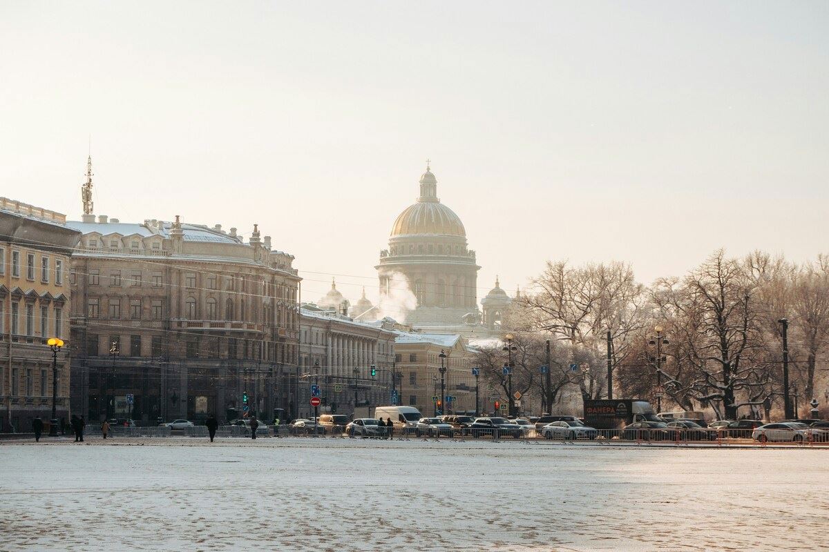 Kral ve Kraliçe St. Petersburg Moskova Turu THY ile / 5 Gece Otel Konaklamalı / İstanbul Çıkışlı / 2027