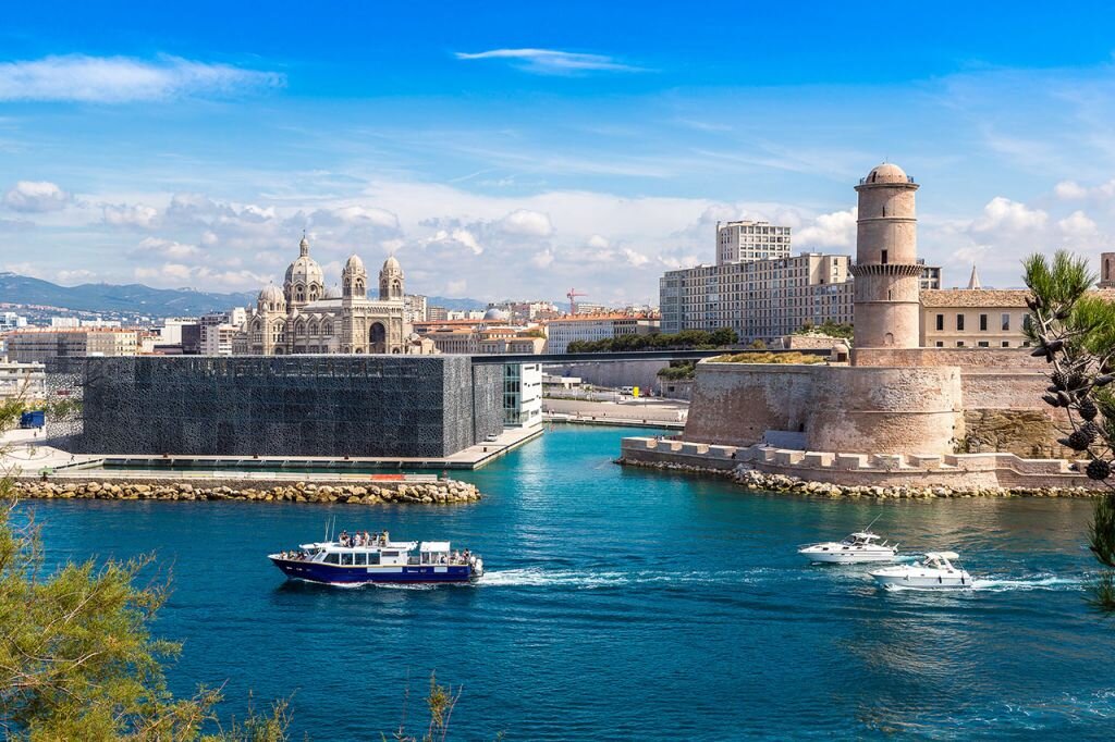 Milano, Nice, Marsilya Turu Pegasus ile Yaz Dönemi / 5 Gece Otel Konaklamalı / İstanbul Çıkışlı