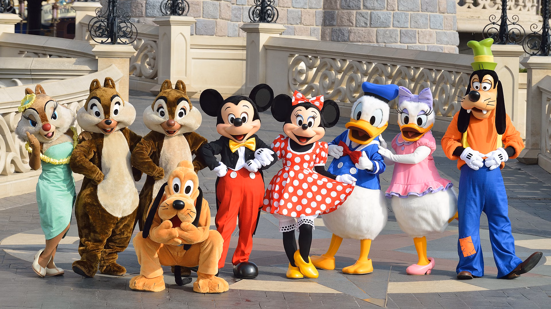 Paris ve Disneyland Turu AJet Hava Yolları ile Kasım Ara Tatil Özel / 4 Gece Otel Konaklamalı / İstanbul Çıkışlı