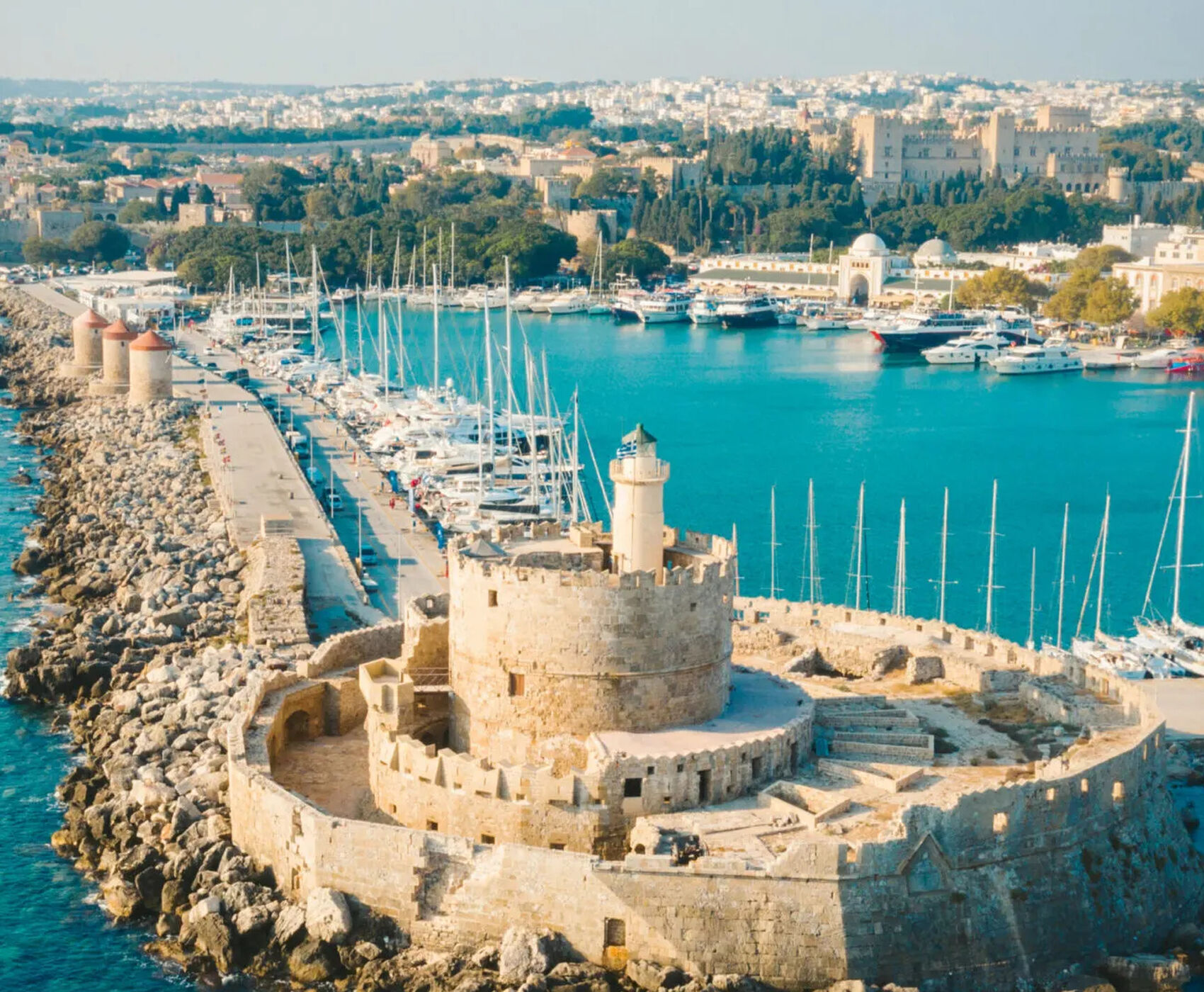 Rodos Adası Turu Feribot ile / 3 Gece Otel Konaklamalı / Marmaris Çıkışlı