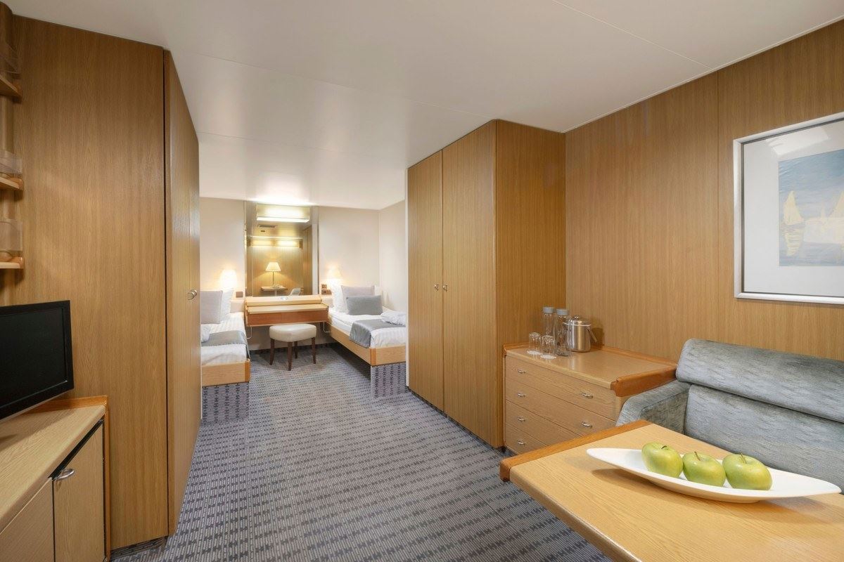Selectum Blu ile Yunan Adaları Turu / 5 Gece Konaklamalı / Çeşme Çıkışlı / 2027