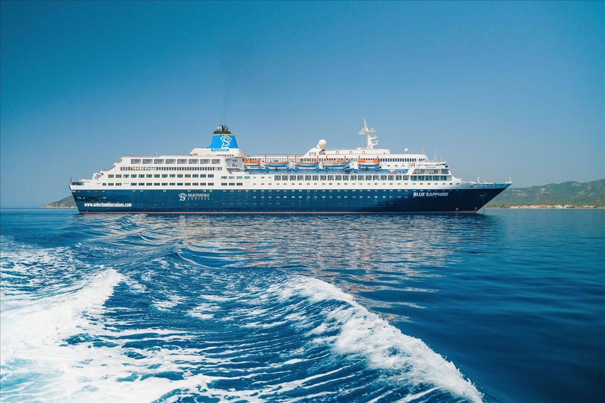 Selectum Blu ile Yunan Adaları Turu Kurban Bayramı Özel / 6 Gece Konaklamalı / Çeşme Çıkışlı / 2027