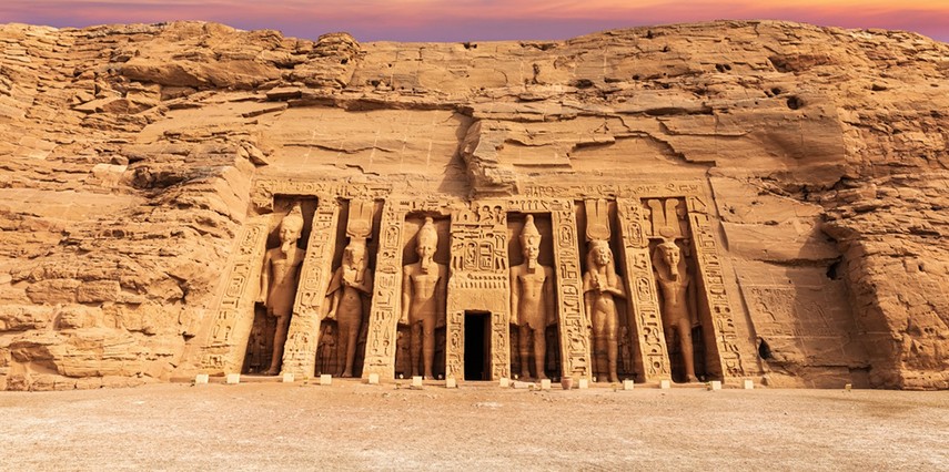Hurghada ve Kahire Turu Air Arabia ile / 5 Gece Otel Konaklamalı / İstanbul Çıkışlı