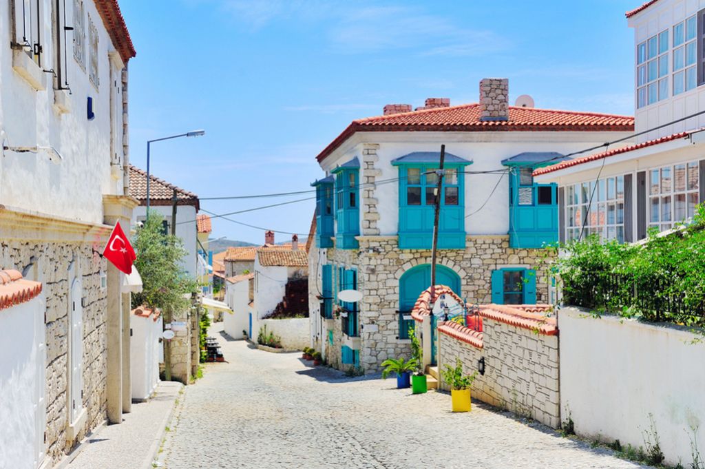 Alaçatı Ot Festivali Turu / 1 Gece Otel Konaklamalı / İstanbul Çıkışlı