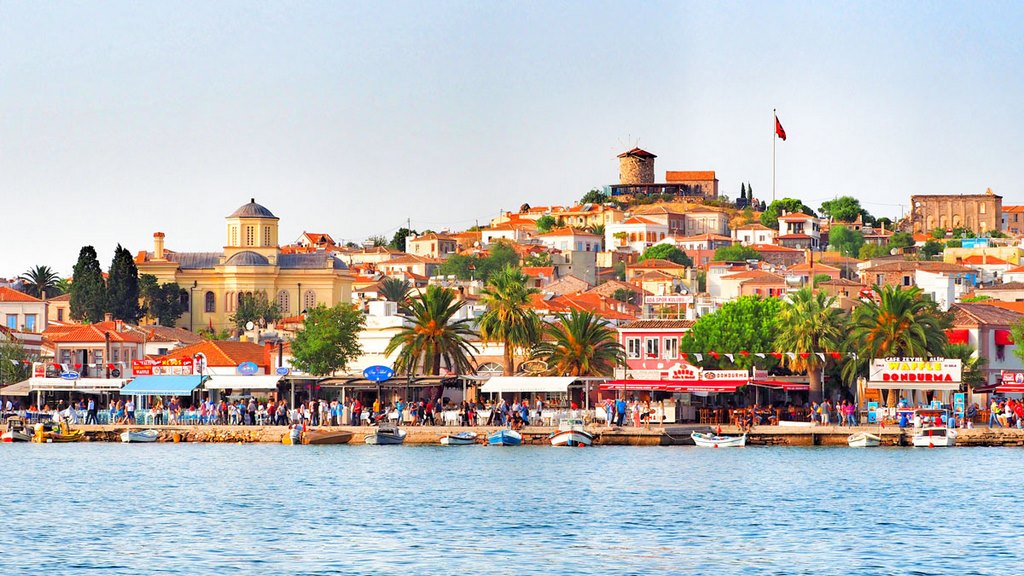Kuşadası Çeşme Ayvalık Turu / 2 Gece Otel Konaklamalı / İstanbul Çıkışlı