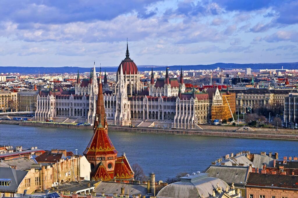 Promosyon Orta Avrupa Turu Pegasus ile / 7 Gece Otel Konaklamalı / İstanbul Çıkışlı / Prag Gidiş
