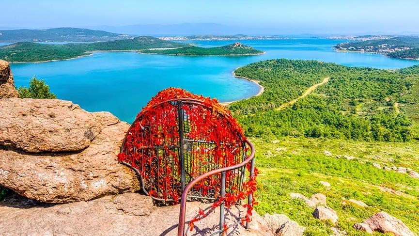 Gökçeada Bozcaada Assos Ayvalık Şeytansofrası Turu / 2 Gece Otel Konaklamalı / İstanbul Çıkışlı
