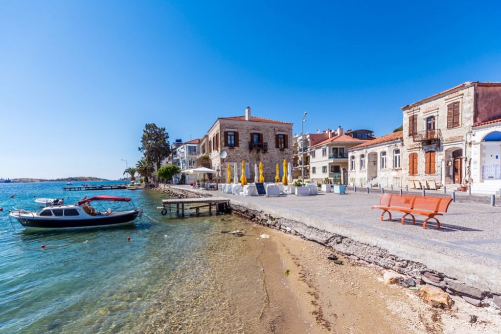 Gökçeada Bozcaada Assos Ayvalık Şeytansofrası Turu / 2 Gece Otel Konaklamalı / İstanbul Çıkışlı