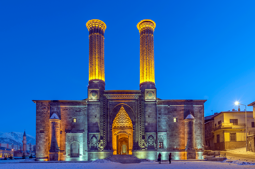 Uçaklı Doğu Anadolu Turu / 5 Gece Otel Konaklamalı / İstanbul Çıkışlı