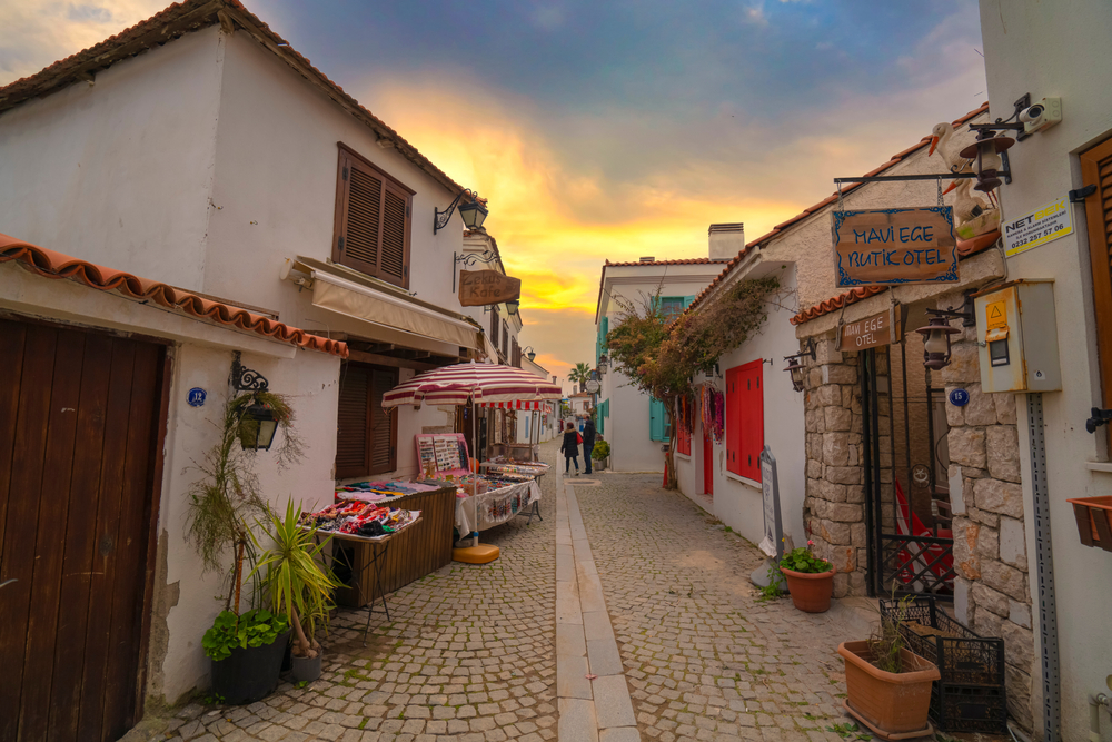 Alaçatı Ot Festivali Turu / 2 Gece Otel Konaklamalı / İstanbul Çıkışlı