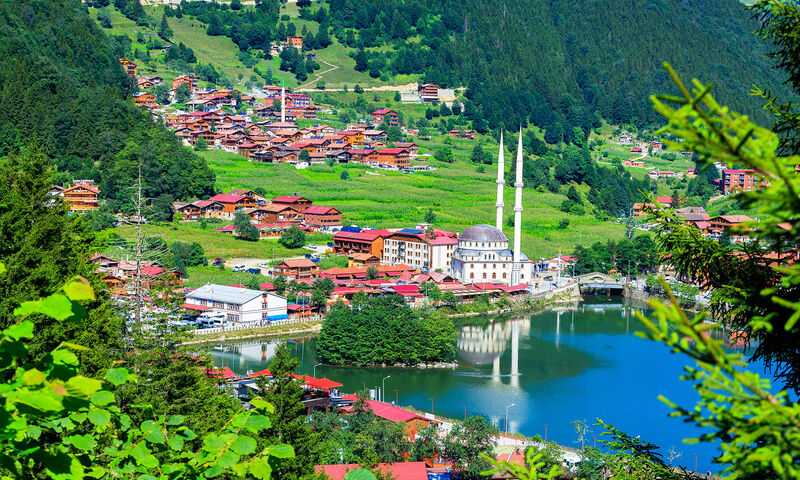 Karadeniz Yaylalar ve Batum Turu / 5 Gece Otel Konaklamalı / Ankara Çıkışlı