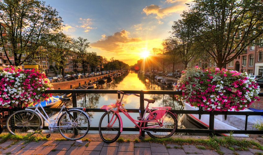 Amsterdam Brüksel Turu THY ile / 4 Gece Otel Konaklamalı / İstanbul Çıkışlı