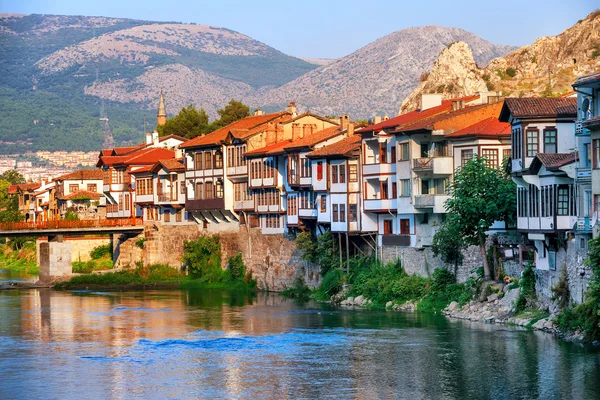 Uçaklı Cumhuriyet Yolunda Samsun Amasya Erzurum Sivas Turu / 2 Gece Konaklamalı / İstanbul Çıkışlı